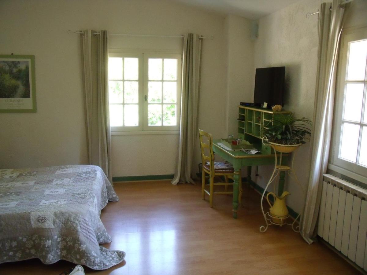 Villa Domaine De La Provenc'Ane Salernes Esterno foto