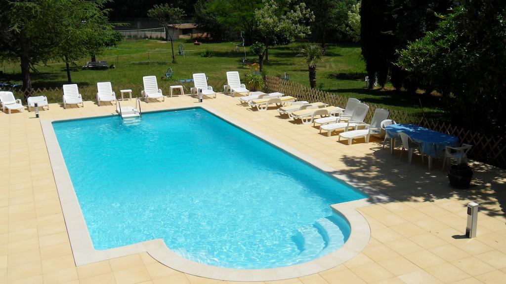 Villa Domaine De La Provenc'Ane Salernes Esterno foto